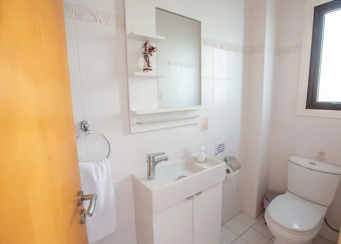 To Perivoli Protaras